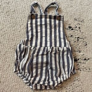 Boutique striped bubble Romper size 6 months gender neutral navy white